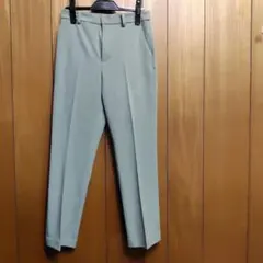 【UNIQLO】 センタープレスパンツ ライトグリーン Sサイズのサムネイル