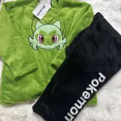 新品　ニャオハ　パジャマ　もこもこ　ポケモン