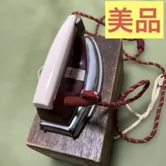 【値下げ！】昭和レトロ アイロン 金属製 合成皮革箱付き 値下げ！】昭和レトロ アイロン 金属製 合成皮革箱付き 値下げ
