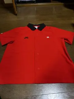 NIKE ボーリングシャツ　刺繍が裏にあり！