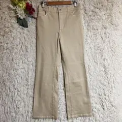 【アルファベッツアルファベット】F ストレートパンツ ベージュ 綿混のサムネイル