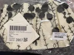 【新品未開封】レースギャザークラウドクラッチバッグ