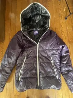 パープル ダウンジャケット フード付き