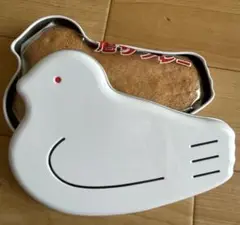 鳩サブレー　缶　鳩サブレー1枚付き　鳩の日　ハトの日　鎌倉　豊島屋　白　秋