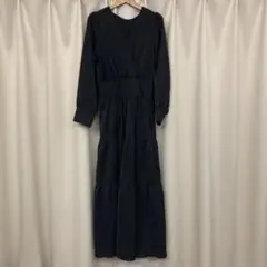 黒ロングワンピース　フレア