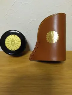 鴻池めがねケースと空き缶