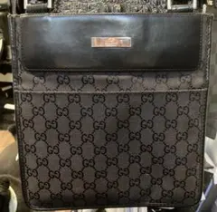 グッチ GUCCI ショルダーバッグ 薄型 ワンハンドル ブラック0190348 グッチ GUCCI ショルダーバッグ 薄型 ワンハンドル ブラック0190348