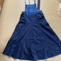 アントゲージ、サロペットスカート