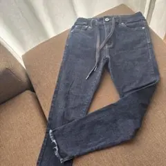 スキニーデニム Sサイズ フリンジヘム