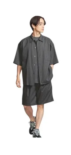 alo アローヨガ セットアップ シャツ パンツ ストライプ ブラック