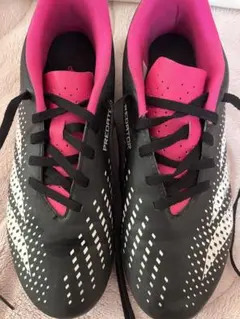 adidas PREDATOR サッカースパイク ブラック ピンクのサムネイル