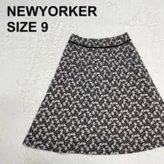 ニューヨーカー　花柄　フレアスカート　ひざ丈　モノトーン　上品　大人可愛い　64