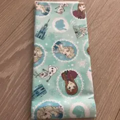 アナと雪の女王　カットクロス 生地　ハギレ　オックス ディズニープリンセス