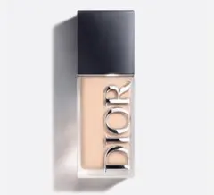 ディオール フォーエヴァー フルイド スキン ウェア　1N