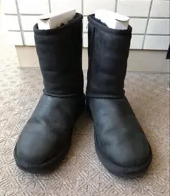 UGG short leather ブーツ ブラック