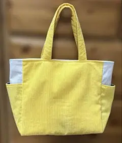 ハンドメイド 両サイドポケット付きトートバッグ