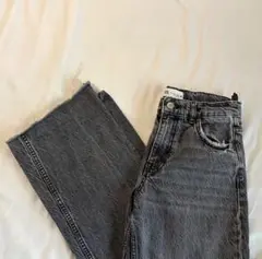 zara ローライズ　ストレート　デニム　ダークグレーのサムネイル