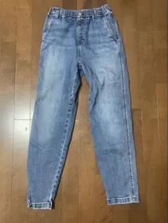 ユニクロ　ウルトラストレッチデニム　テーパードパンツ　160