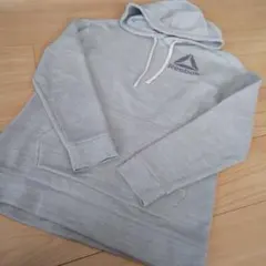 435）Reebok グレー フード付きパーカー