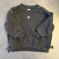 黒のトレーナーとスカートセット