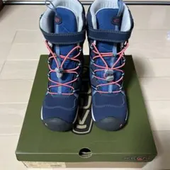 keen スノーブーツ　新品　17