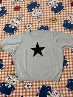 DAZY グレー 星プリント 半袖ニットトップス
