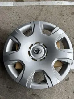 ハイエース純正スチールホイールホイールカバー付　結構綺麗　引き取り限定 ハイエース純正スチールホイールホイールカバー付 結構綺麗 引き取り