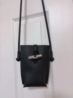 【美品・希少】LONGCHAMP ル ロゾ スマートフォンケース 本革 黒
