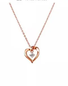 4°C ハート型 ネックレス　レディース　アクセサリー