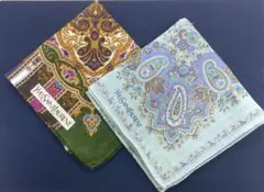 美品✨ YSL ペイズリー柄ハンカチ 2枚セット　ブルー、マルチカラー