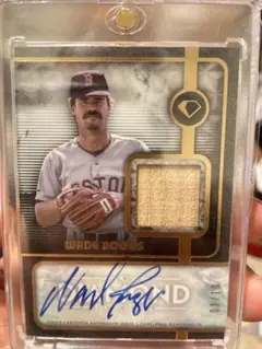 DIAMOND ICONS ウェイド・ボッグス サイン入レリックカード01/10