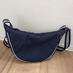 UNIQLO ラウンドミニショルダーバッグ　ネイビー