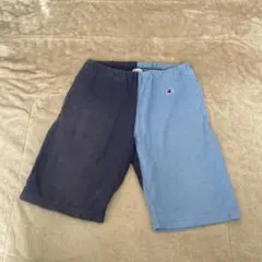 Champion Reverse Weave アシンメトリーショートパンツのサムネイル