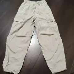 パラシュートカーゴパンツ　ユニクロ