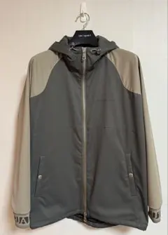 未使用級美品 1PIU1UGUALE3 GOLF ナイロンジャケット カーキ - メルカリ