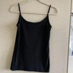 Used ユニクロ　タンクトップ　キャミソール 黒