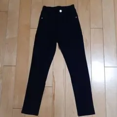 【中古】140cm★ストレッチボトムス(黒)