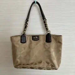 コーチ ショルダーバッグ ベージュ