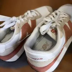 New Balance 237