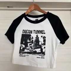 ミニ丈 白黒 Tシャツ