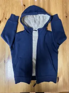 UNIQLOネイビー 裏地モコモコパーカー 120サイズ