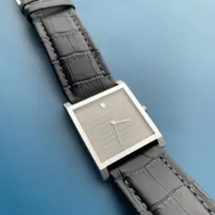 新品電池/稼働】Alfred Dunhill D-type 8035 腕時計 - メルカリ