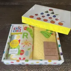 はらぺこあおむし　タオル