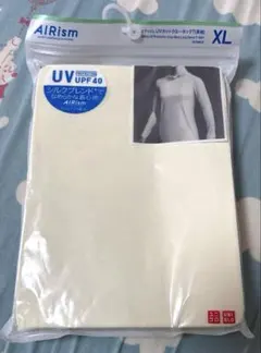 ユニクロ　エアリズム シルクブレンドUVカットクルーネックT イエロー長袖