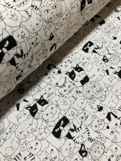 2m コミックス柄　オックス生地　生成り　ハギレ　生地