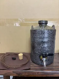 陶器製黒空き瓶 コルク栓付き