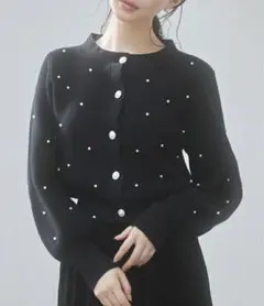 セゾンドパピヨン　パールボリュームスリーブカーディガン　M ブラック