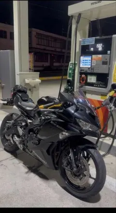 Kawasaki Ninja ZX-25R 2021年式のサムネイル
