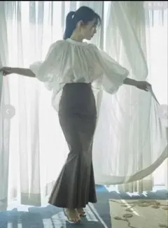 スナイデル SNIDEL ハイウエスト フレアスカートロング カーキ　マーメイド