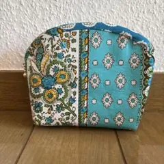 ハンドメイド　ソレイアードポーチターコイズ1